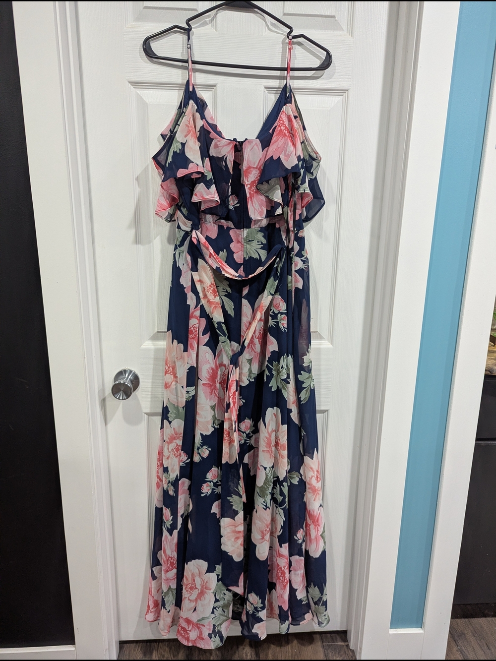 New Size 16 $100 Floral Navy Maxi Dress with Pink Blooms